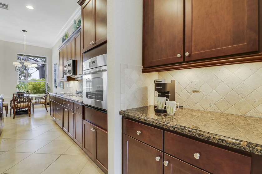 PRIVACY &amp; GOLF VIEWS! This 3BR/2.5BA/2CG 'Alessa' floor plan is - photo 17