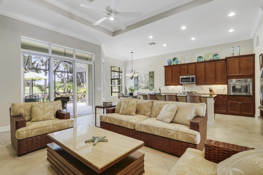 PRIVACY &amp; GOLF VIEWS! This 3BR/2.5BA/2CG 'Alessa' floor plan is - photo 20