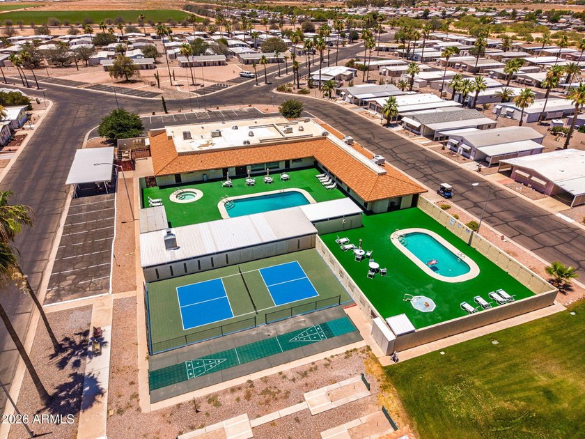 Welcome to Casa Verde Estates, one of Casa Grande's premier - photo 28