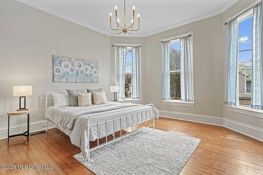 Experience the perfect blend of timeless Victorian elegance and - photo 22