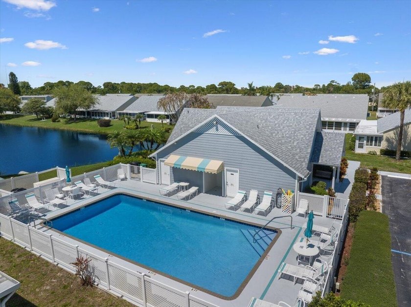 Beautiful 2 bedroom, 2 bathroom home featuring a brand new 2026 - photo 23