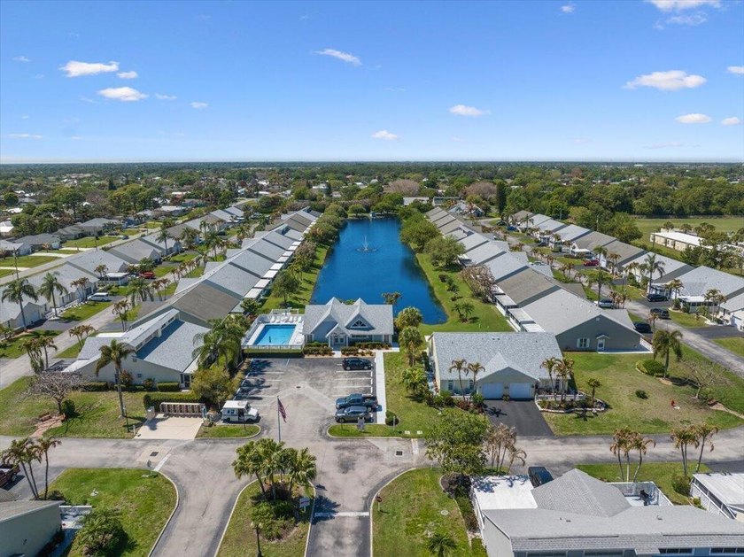 Beautiful 2 bedroom, 2 bathroom home featuring a brand new 2026 - photo 25