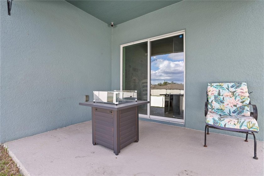 Under contract-accepting backup offers. *SELLER OFFERING UP TO - photo 26