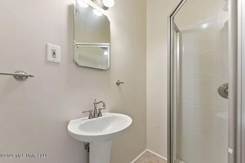 Experience the perfect blend of timeless Victorian elegance and - photo 27