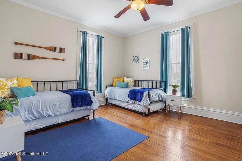 Experience the perfect blend of timeless Victorian elegance and - photo 36