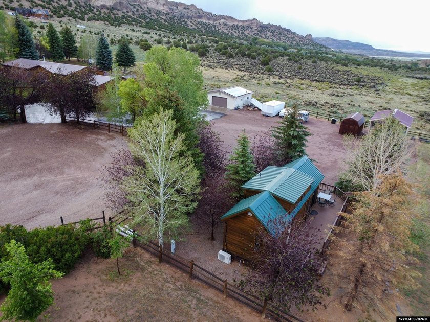 Minutes from Flaming Gorge, this exceptional 2.2-acre property - photo 3