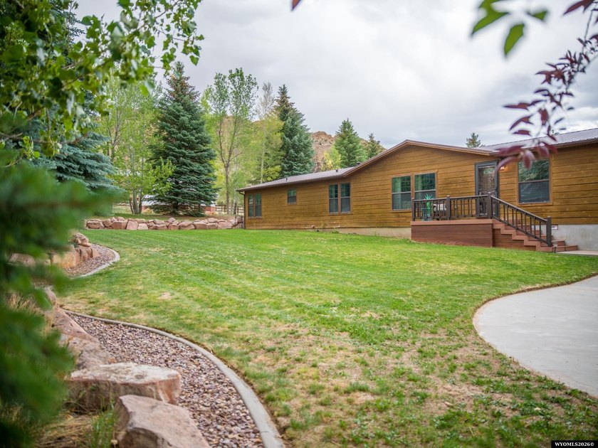 Minutes from Flaming Gorge, this exceptional 2.2-acre property - photo 7