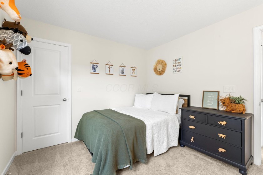 Welcome to this beautifully maintained, move-in-ready home that - photo 28