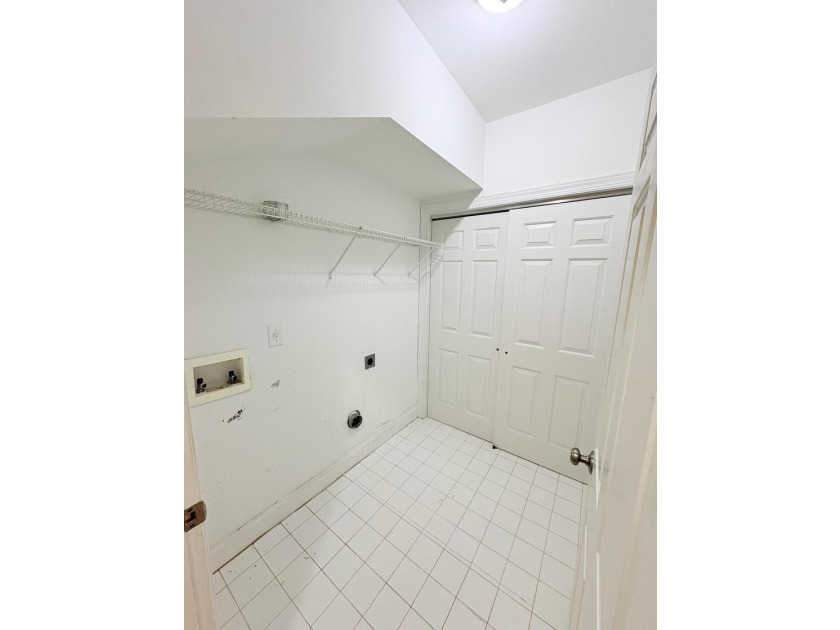 Don't miss this 2-bedroom, 2-bathroom GROUND FLOOR condo in West - photo 11