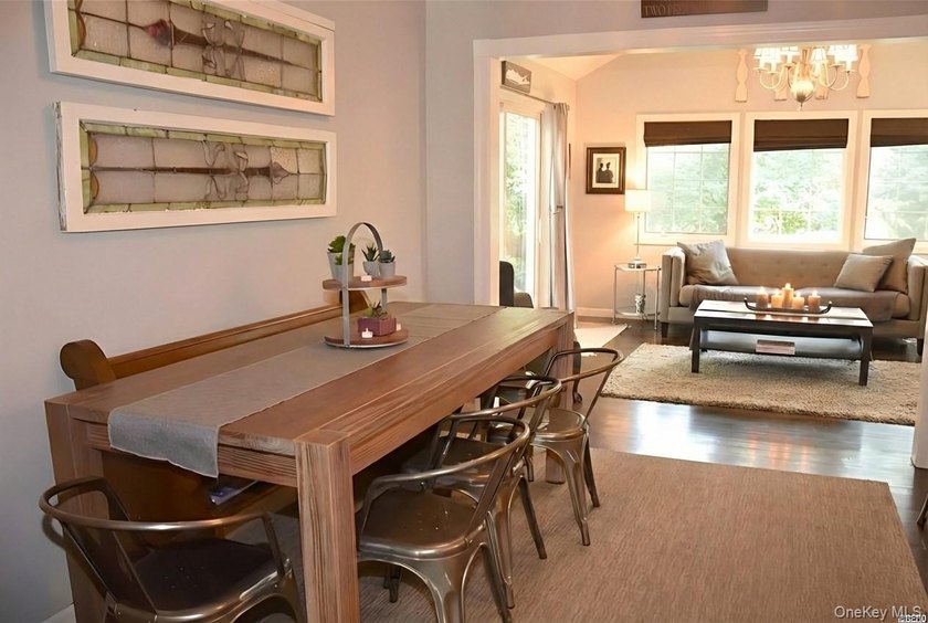 Perfectly appointed on a quiet country lane in desirable Locust - photo 10