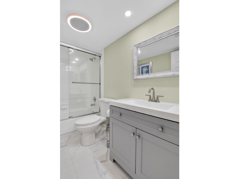 Welcome to this waterfront totally updated Penthouse condominium - photo 23