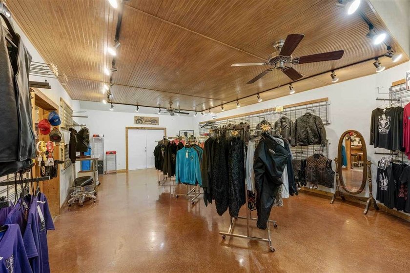 Exceptional commercial opportunity in the heart of Medicine Park - photo 13