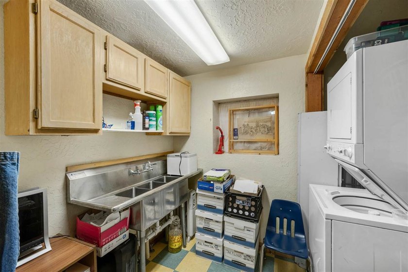 Exceptional commercial opportunity in the heart of Medicine Park - photo 28