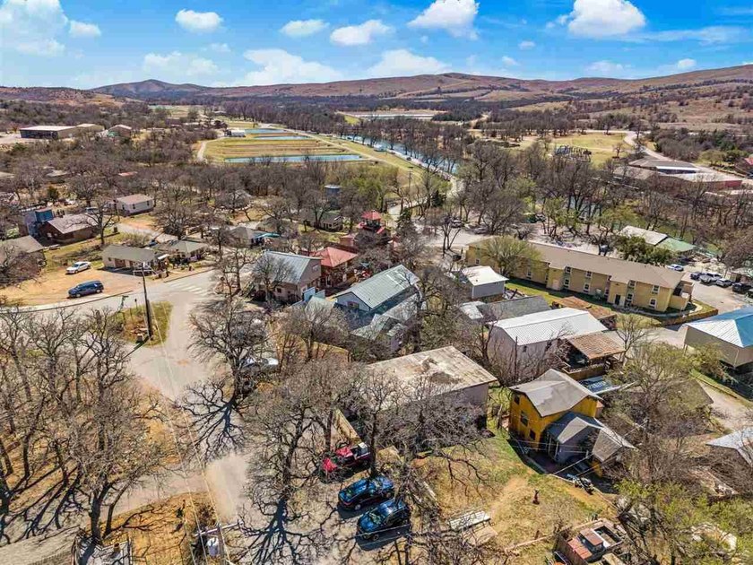 Exceptional commercial opportunity in the heart of Medicine Park - photo 42