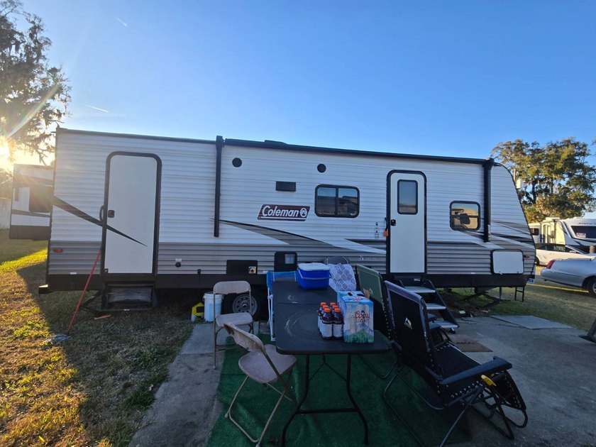 Motivated Seller! Charming 2-bedroom, 1-bath camper with a large - photo 4