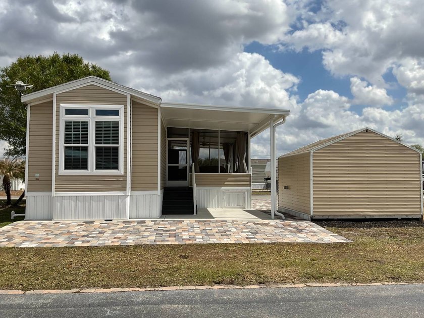 Welcome to this stunning 2023 Manufactured home located in - photo 4