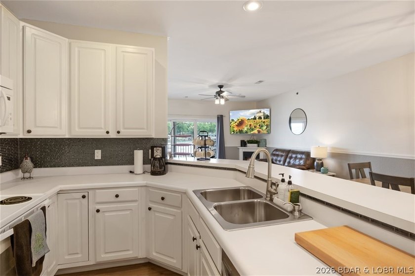 Welcome to your perfect Lake of the Ozarks getaway! This - photo 18