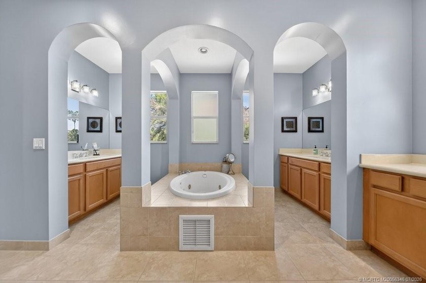 Tropical oasis within one of Palm City FL premier gated - photo 26