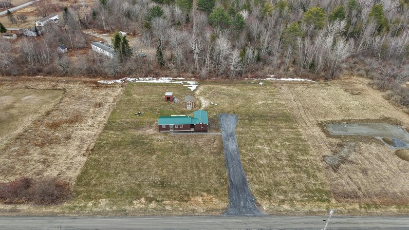 Set in a picturesque country setting with sweeping views of - photo 34