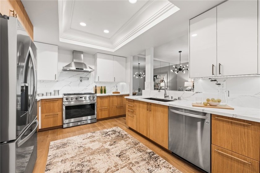 Unbelievable Value | Prestigious Beverly Hills 90210 Location | - photo 21
