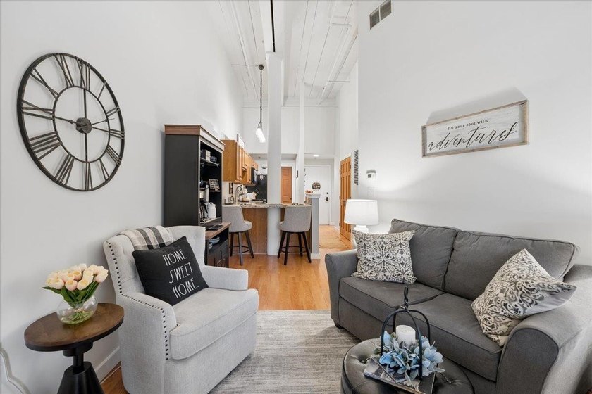 The key to homeownership starts with this stunning - photo 12