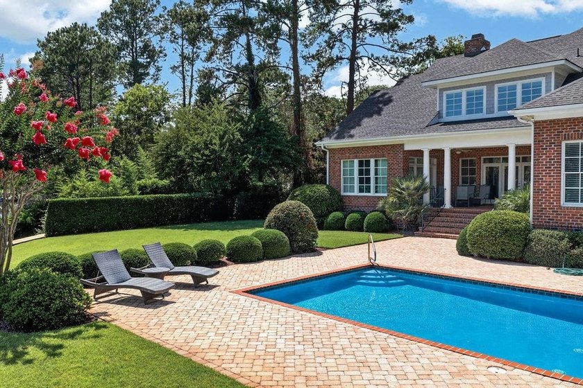 Experience the best of waterfront living at 62 Caretaker Lane - photo 13
