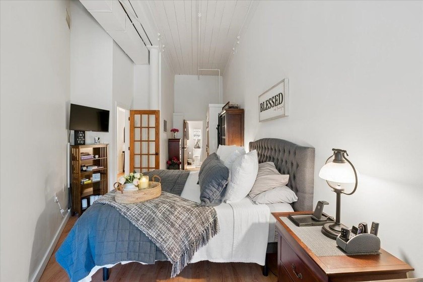 The key to homeownership starts with this stunning - photo 17