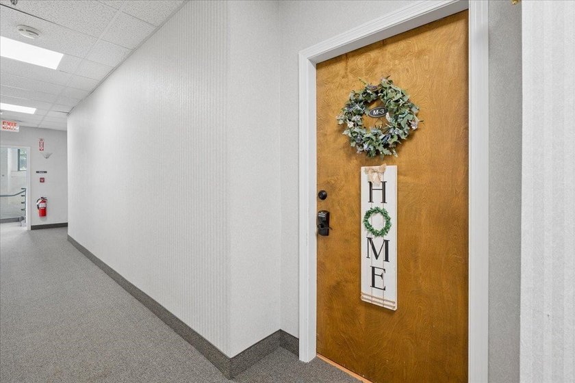 The key to homeownership starts with this stunning - photo 21