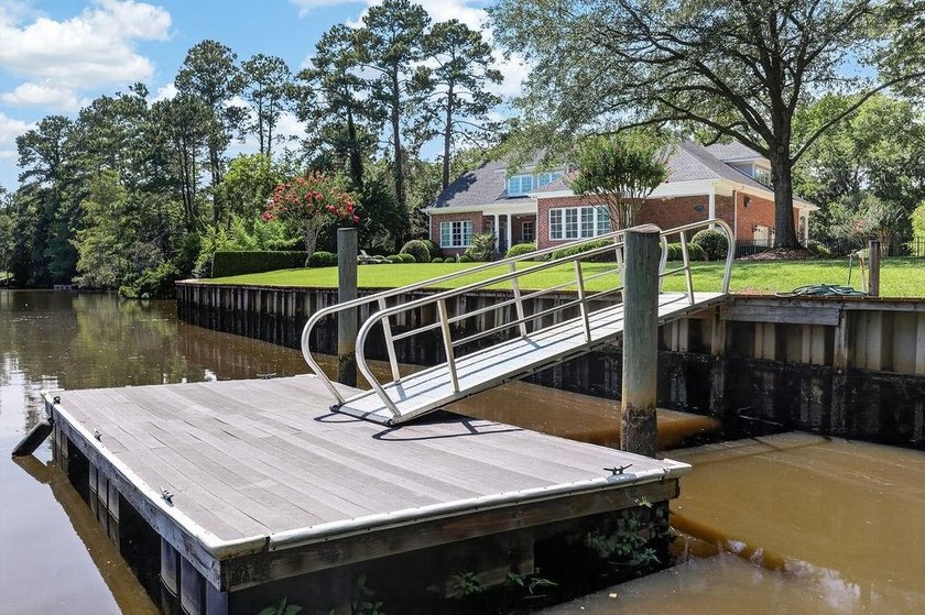 Experience the best of waterfront living at 62 Caretaker Lane - photo 46
