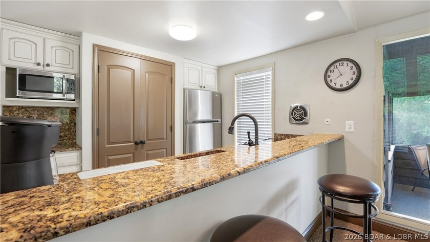Exceptional opportunity for a personal Lake getaway, second home - photo 11