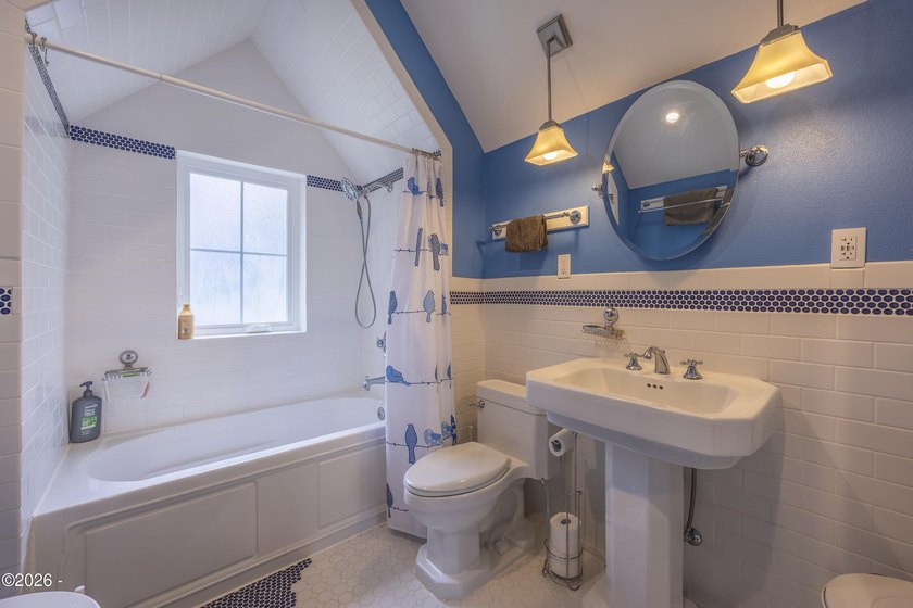 This charming cottage with lots of fun features on a .66-acre - photo 24