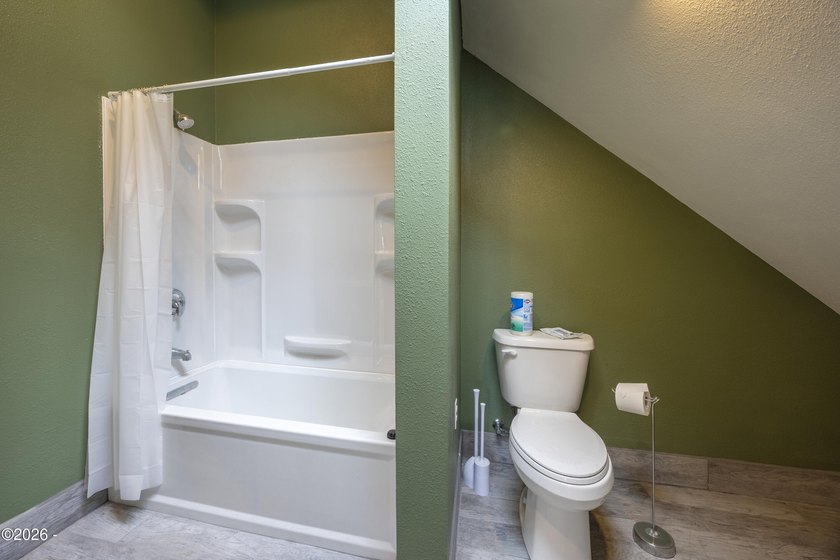 This charming cottage with lots of fun features on a .66-acre - photo 42