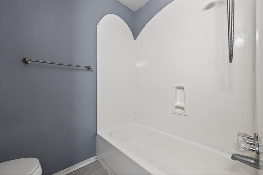 Welcome to this 2-bedroom, 2-bathroom first-floor corner unit in - photo 11
