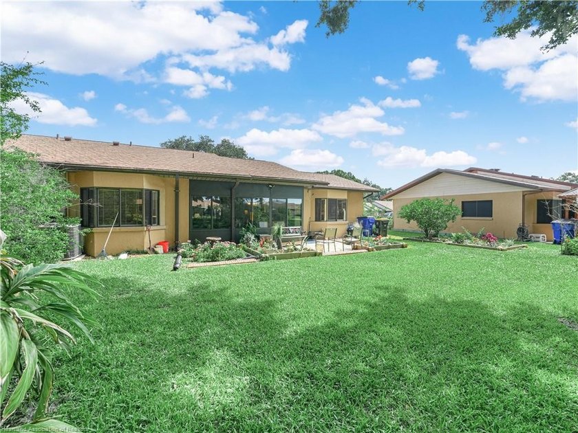 Worry-free living starts with a 2022 roof, 2023 A/C, and - photo 24