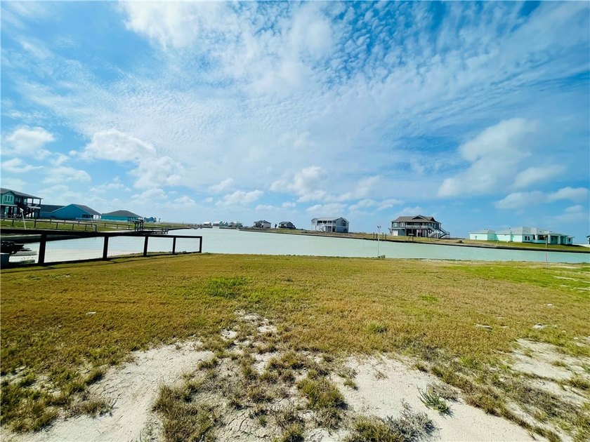 Waterfront half acre lot at Cape Velero/Rockport, in the desired - photo 2