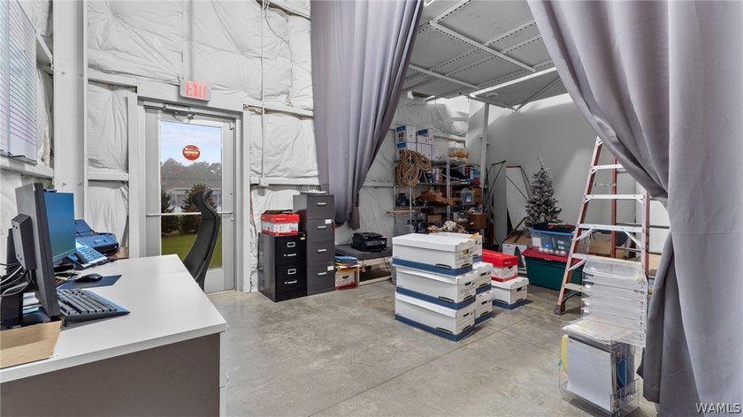 Exceptional multi-use office and industrial property featuring 6 - photo 33