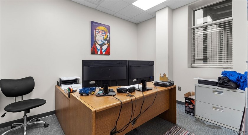 Exceptional multi-use office and industrial property featuring 6 - photo 41