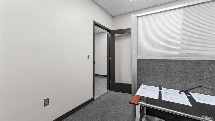 Exceptional multi-use office and industrial property featuring 6 - photo 44