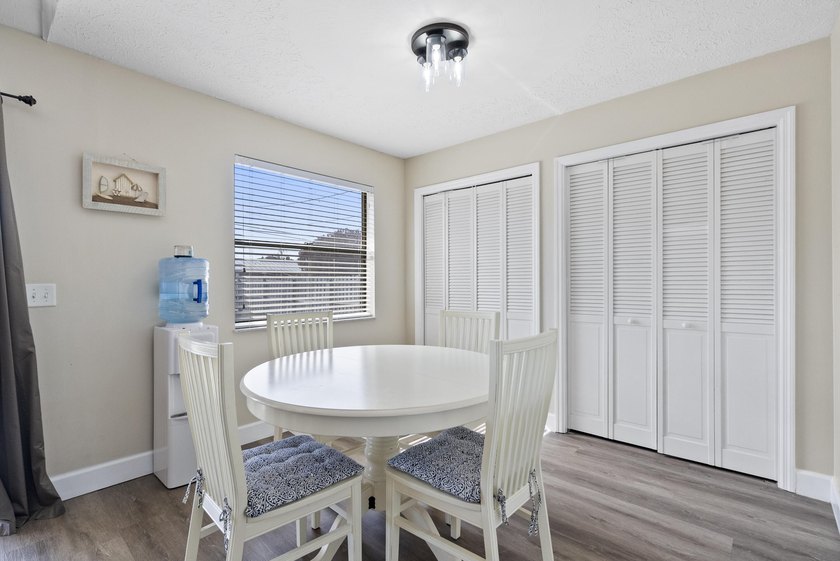 Move in ready, NEW ROOF, Motivated seller! This 3 bed, 2 bath, 1 - photo 14