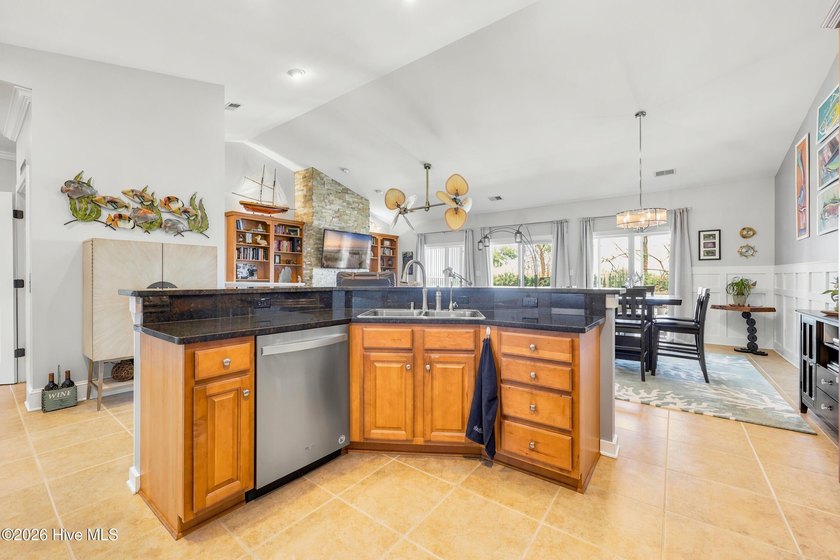 Experience the best of Intracoastal Waterway living in this - photo 17
