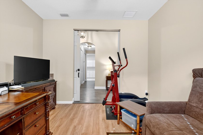 7803 Sundial Harbor Point, Valencia Shores - Lake Worth - photo 18