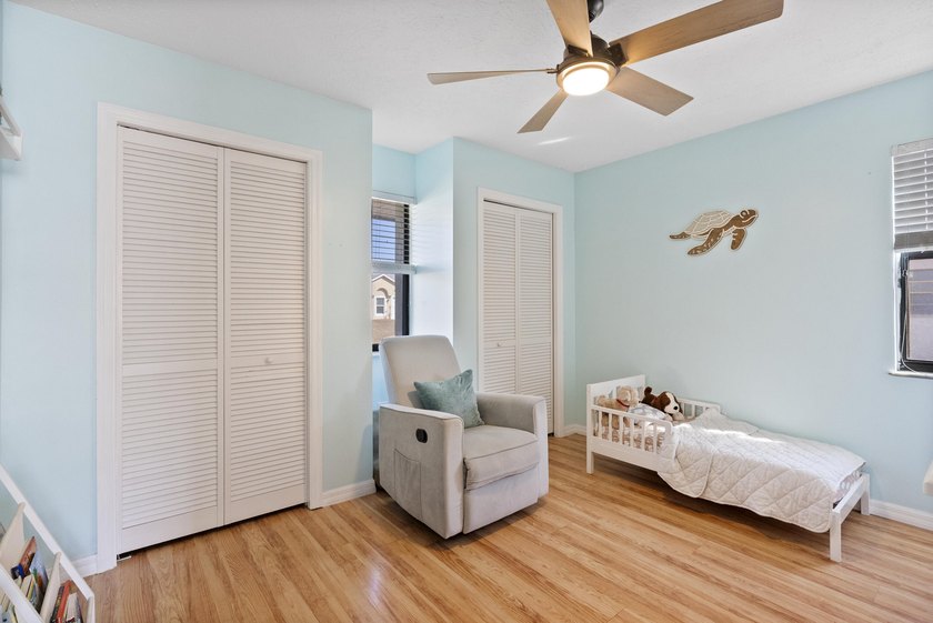 Move in ready, NEW ROOF, Motivated seller! This 3 bed, 2 bath, 1 - photo 20
