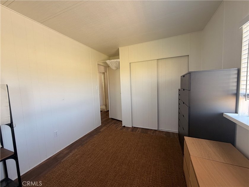 Located in the desirable Beachview Mobile Home Park, this - photo 23