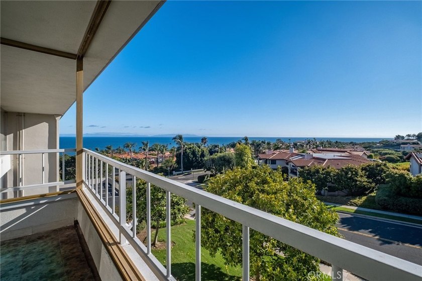 Experience resort-style coastal living at the Palos Verdes Bay - photo 32