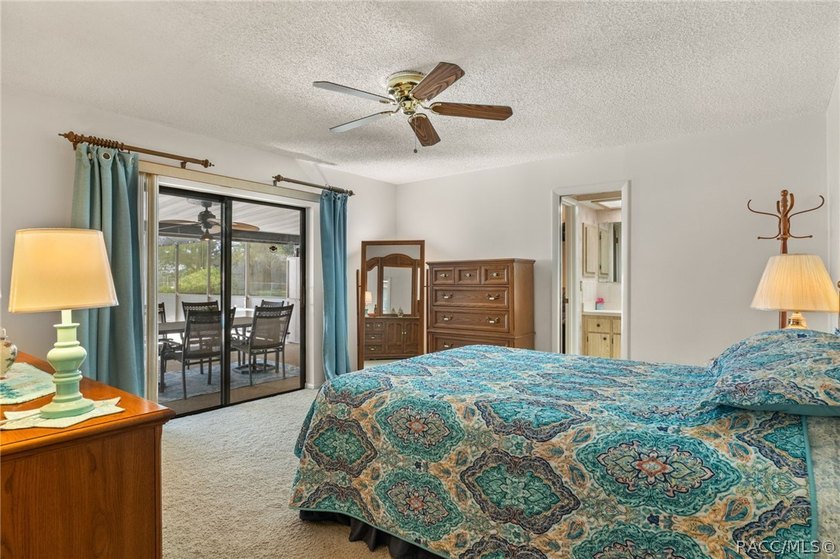 You'll be delighted with this well-maintained, one-owner - photo 17