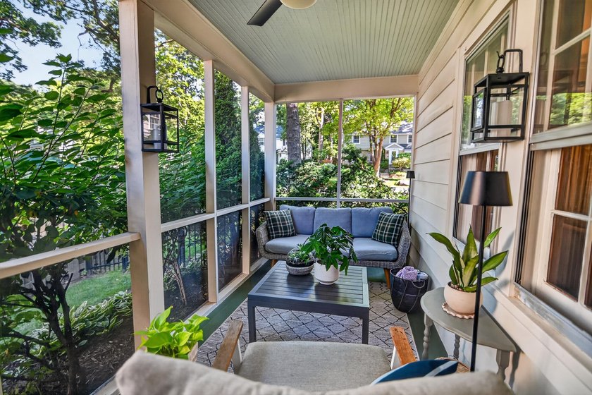 Nestled on a quiet, tree-lined street beneath a canopy of mature - photo 17