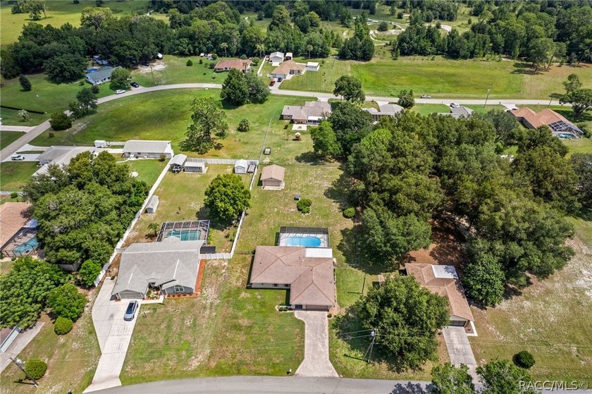 You'll be delighted with this well-maintained, one-owner - photo 40