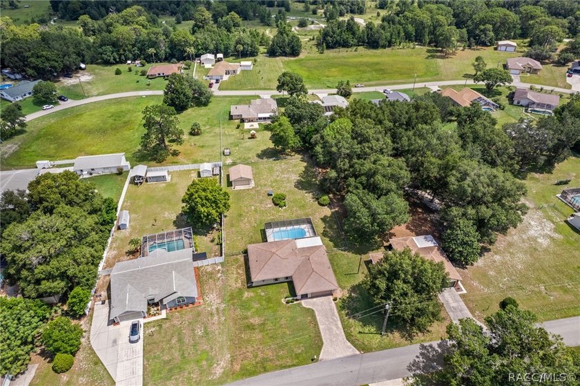 You'll be delighted with this well-maintained, one-owner - photo 42