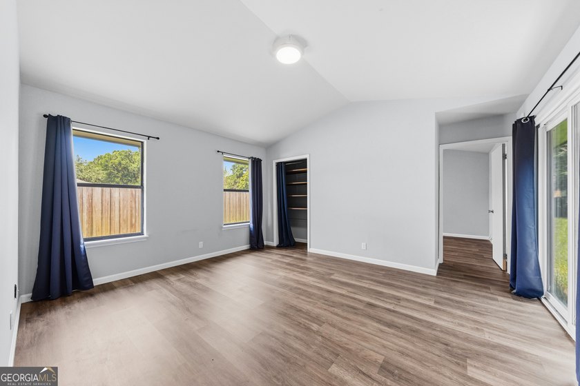 Plenty of space welcomes you in this 4/5 bedroom 2.5 bath home - photo 30