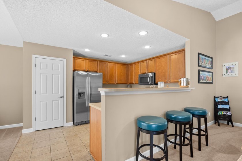 Welcome to your new home located in the desirable Intracoastal - photo 12